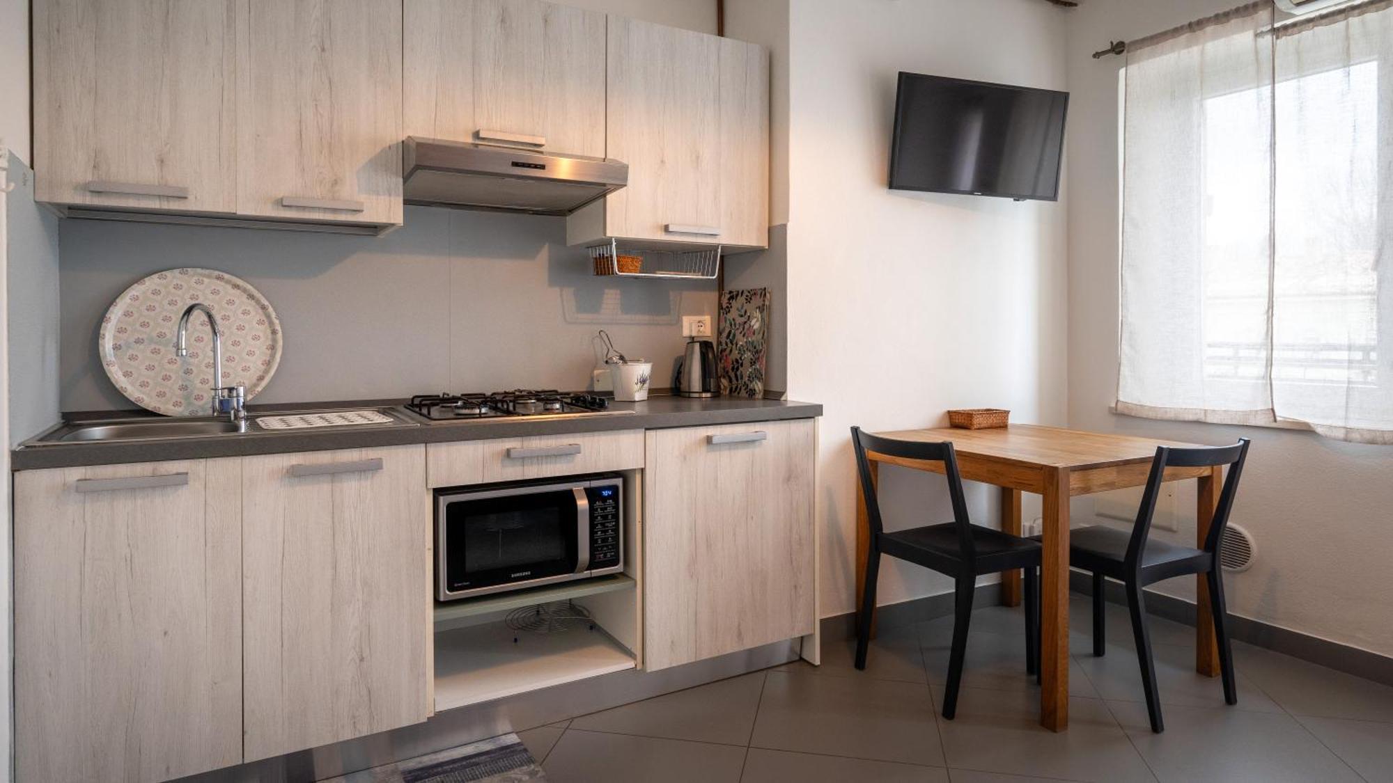 Fiori Sull'Acqua Apartments Peschiera del Garda Eksteriør bilde