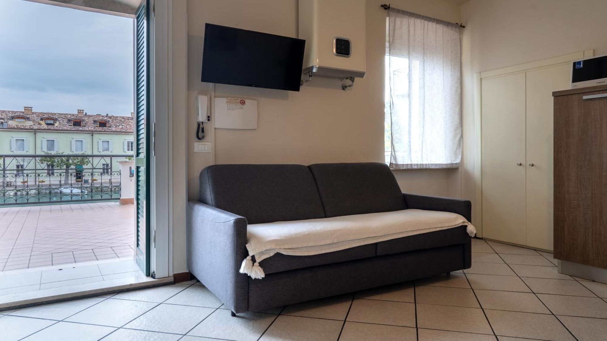 Fiori Sull'Acqua Apartments Peschiera del Garda Eksteriør bilde