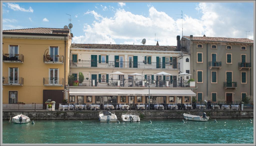 Fiori Sull'Acqua Apartments Peschiera del Garda Eksteriør bilde