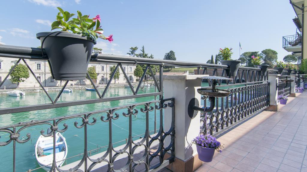 Fiori Sull'Acqua Apartments Peschiera del Garda Eksteriør bilde