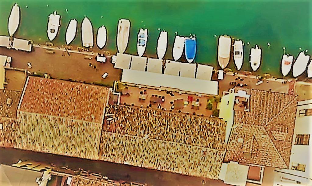 Fiori Sull'Acqua Apartments Peschiera del Garda Eksteriør bilde