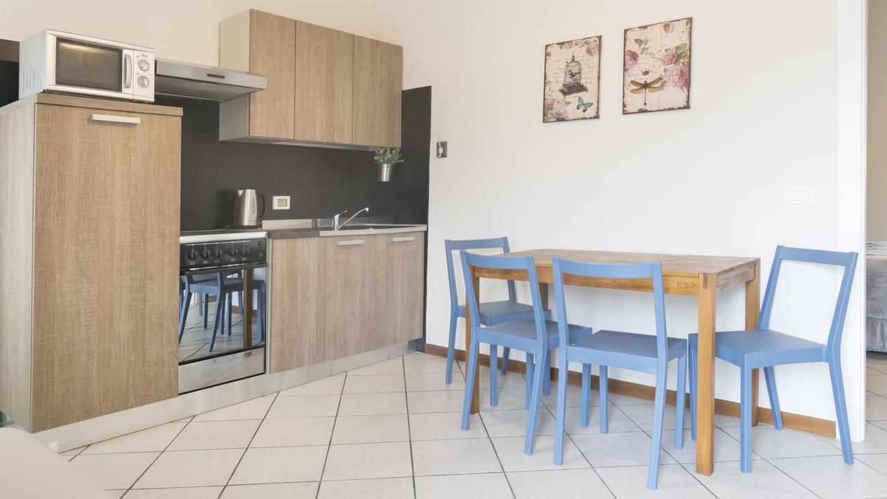 Fiori Sull'Acqua Apartments Peschiera del Garda Eksteriør bilde